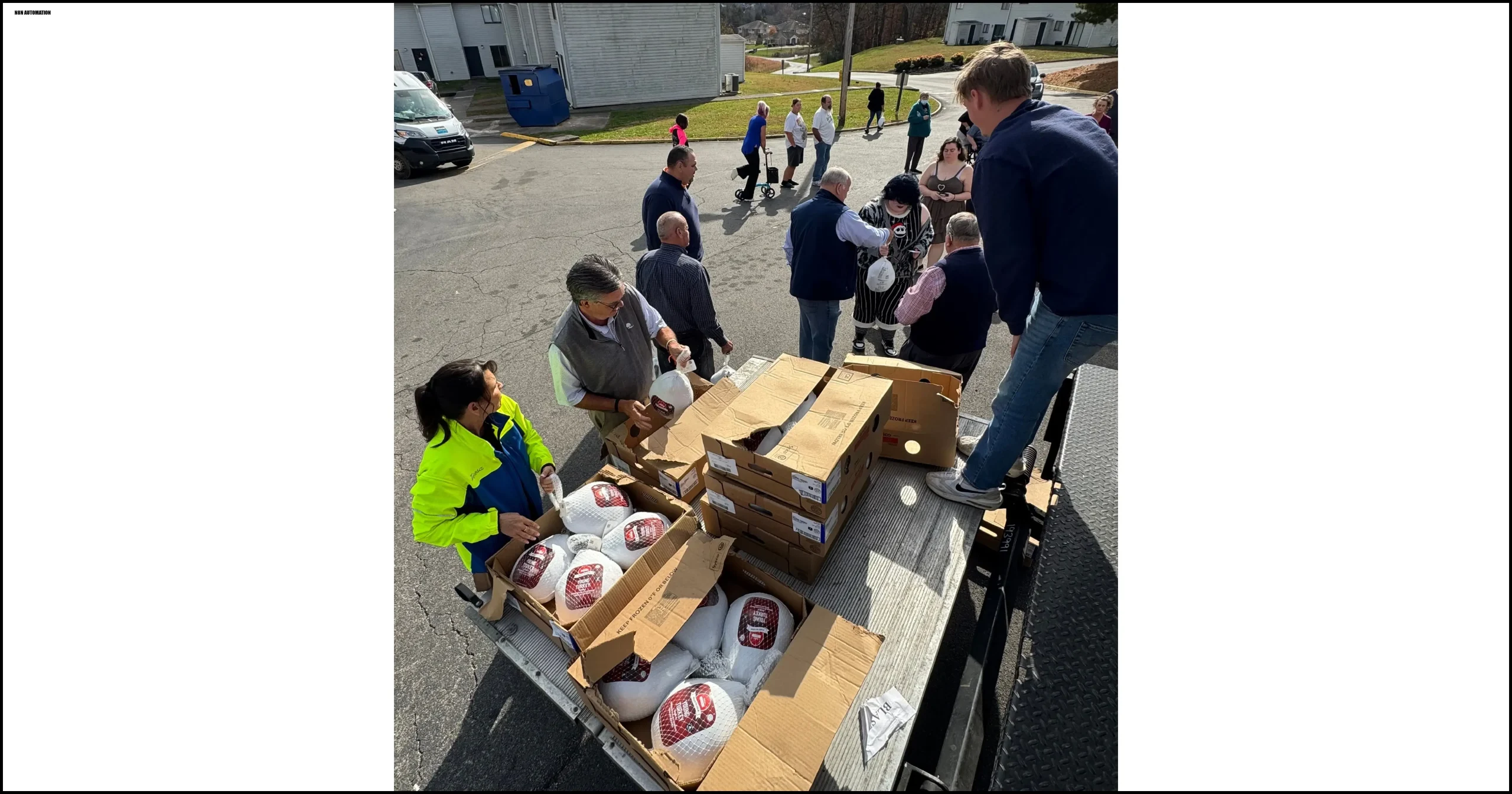 Republic Services Distributes 1,000 Turkeys Across Tennessee for Thanksgiving